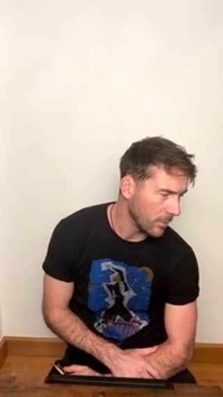 バリー・スローンのインスタグラム：「Streamily  December 11th 2023」