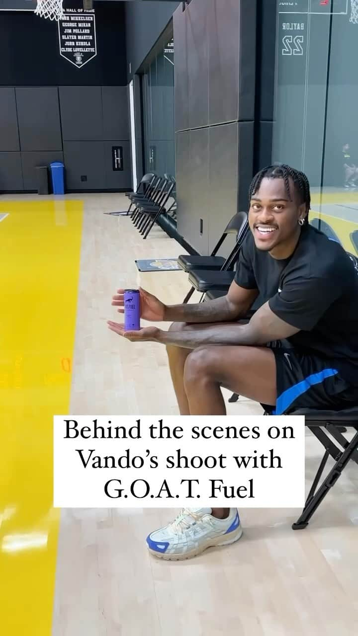 Los Angeles Lakersのインスタグラム：「Going behind the scenes with Vando and @goatfuel 📸」