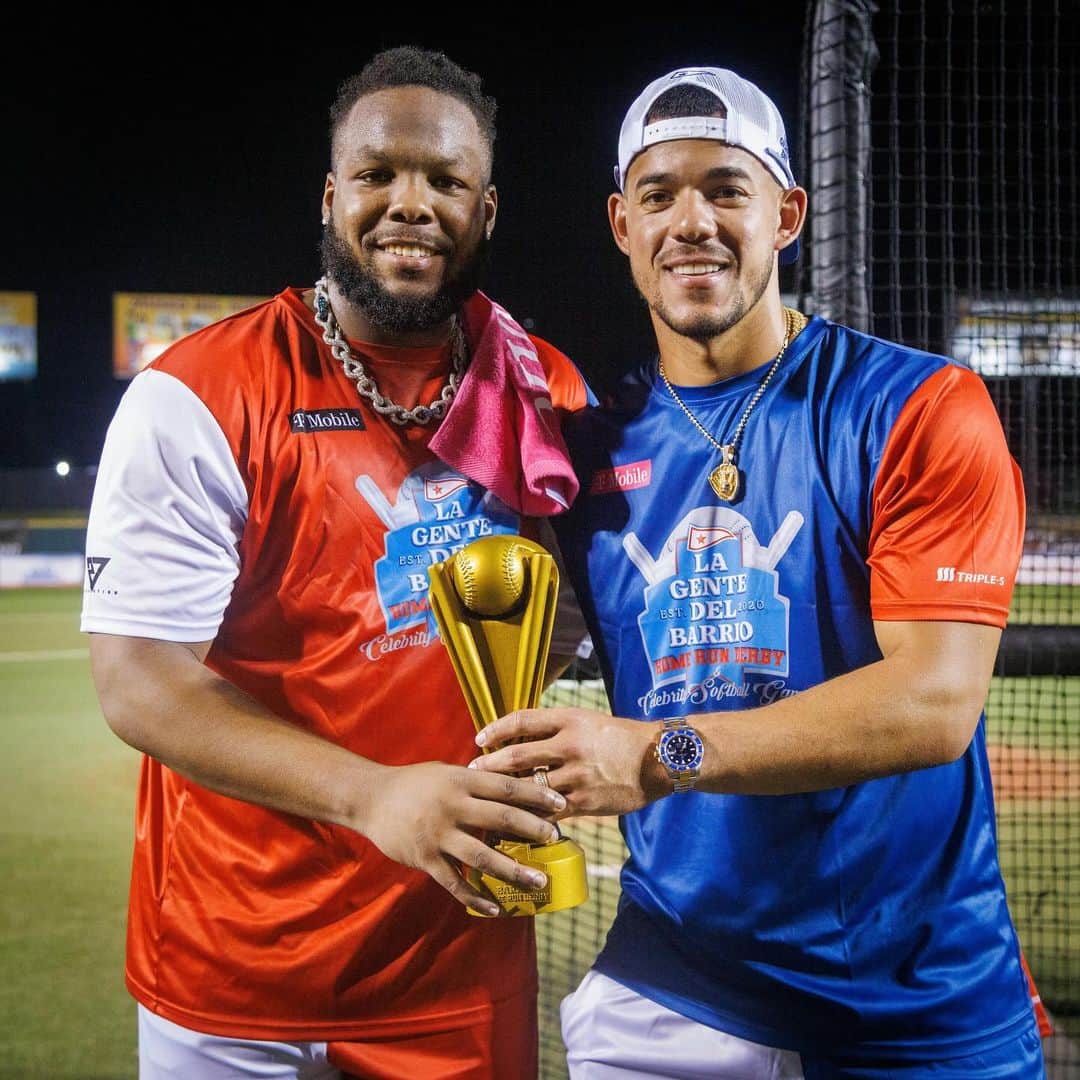 MLBのインスタグラム：「Leading by example 👏   José and Vladdy hosted their Charity Softball Game and Home Run Derby this weekend in Puerto Rico - supporting their communities through the La Makina and VG27 Foundations! 🇵🇷」