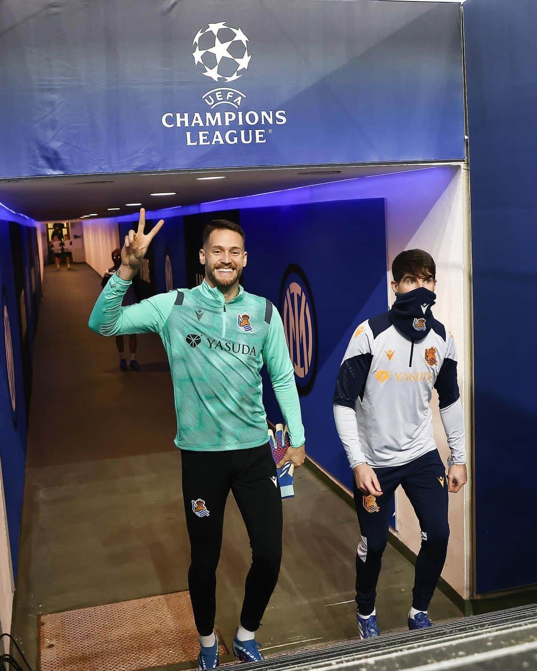 レアル・ソシエダさんのインスタグラム写真 - (レアル・ソシエダInstagram)「🏟️ Giuseppe Meazza ✨  #UCL | #WeareReal」12月12日 6時02分 - realsociedad