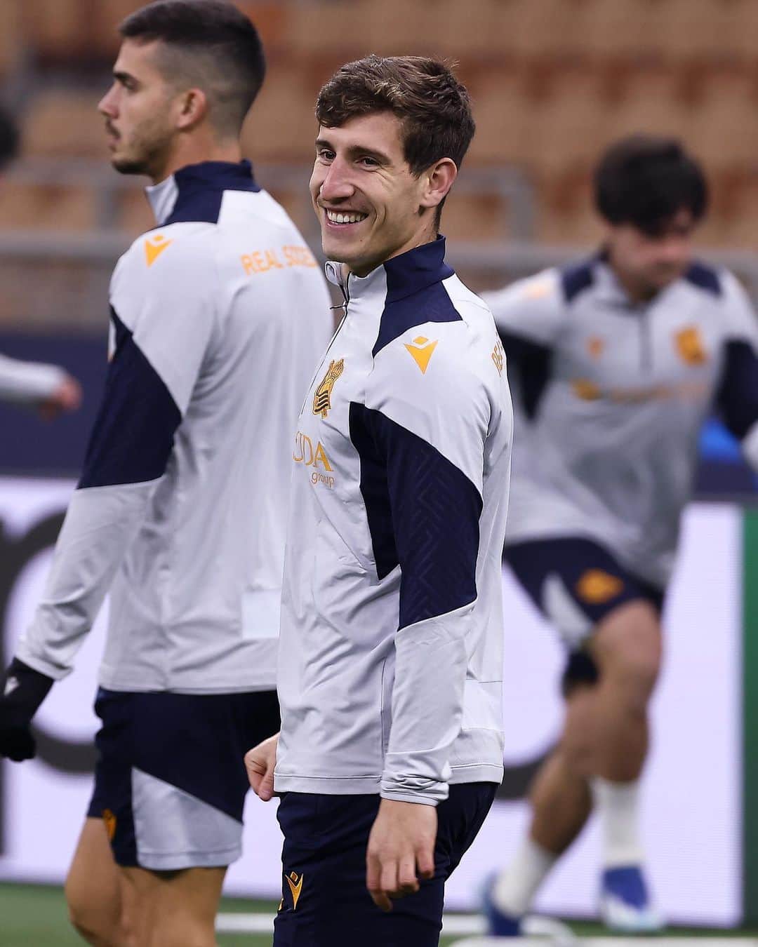 レアル・ソシエダさんのインスタグラム写真 - (レアル・ソシエダInstagram)「🏟️ Giuseppe Meazza ✨  #UCL | #WeareReal」12月12日 6時02分 - realsociedad