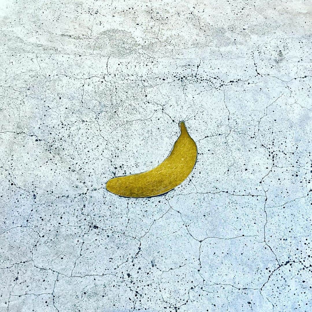 星南のぞみのインスタグラム：「先月の🍌  久しぶりのバナ活🐒 毎日家では食べてるけど、お店へ行くと特別感あります✨✨ @bananafactory877   今日は雨空ですが、 良い1日になりますように💛」