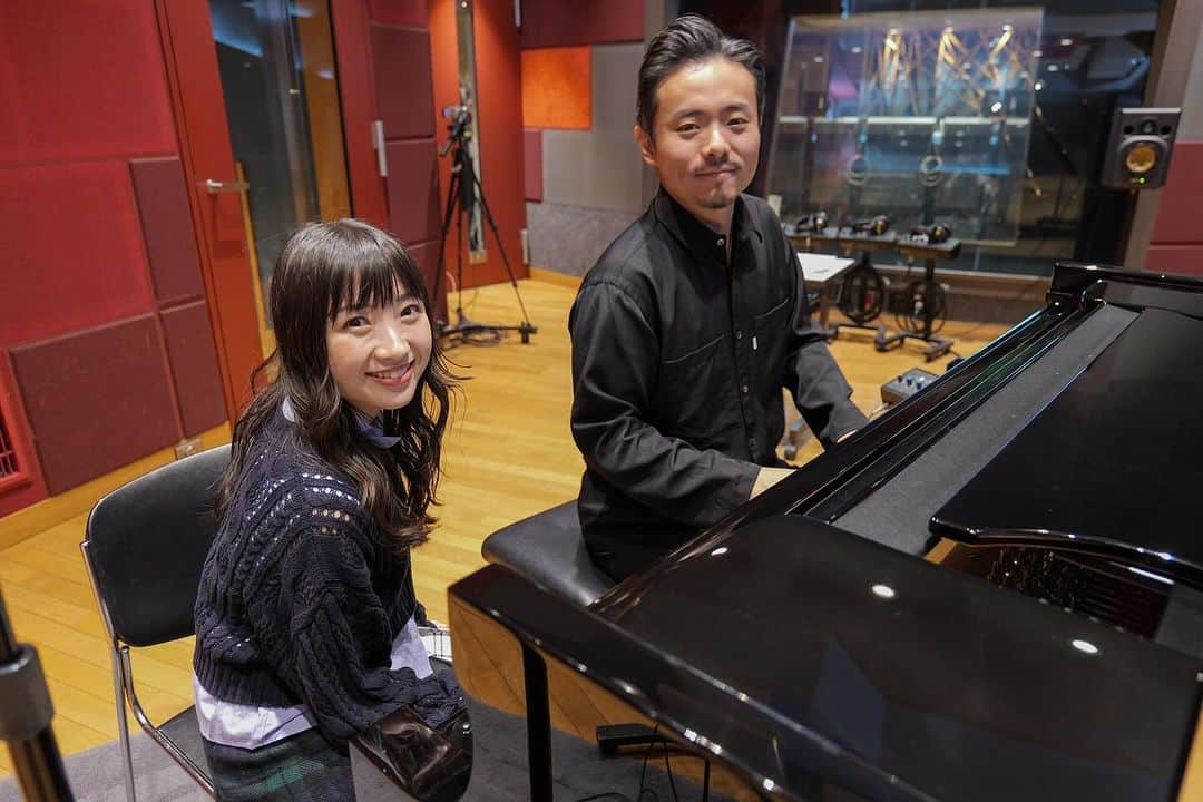 有安杏果のインスタグラム：「♪ ⁡ 来年2月のビルボードライブツアー 「有安杏果 Jazz Note2024」 バンドメンバーが発表になりました❤️ ⁡ Vo. 有安杏果　 Pf. 大林武司 Ba. 小川晋平 Dr. Alon Benjamini ⁡ 素敵なメンバーとセッション出来るのとっても楽しみです☺️ 明日から一般販売始まります♪ 是非よろしくお願いします！ ⁡ #jazznote  #billboardlive #ビルボードライブ #大林武司 #小川晋平 #alonbenjamini  ⁡」