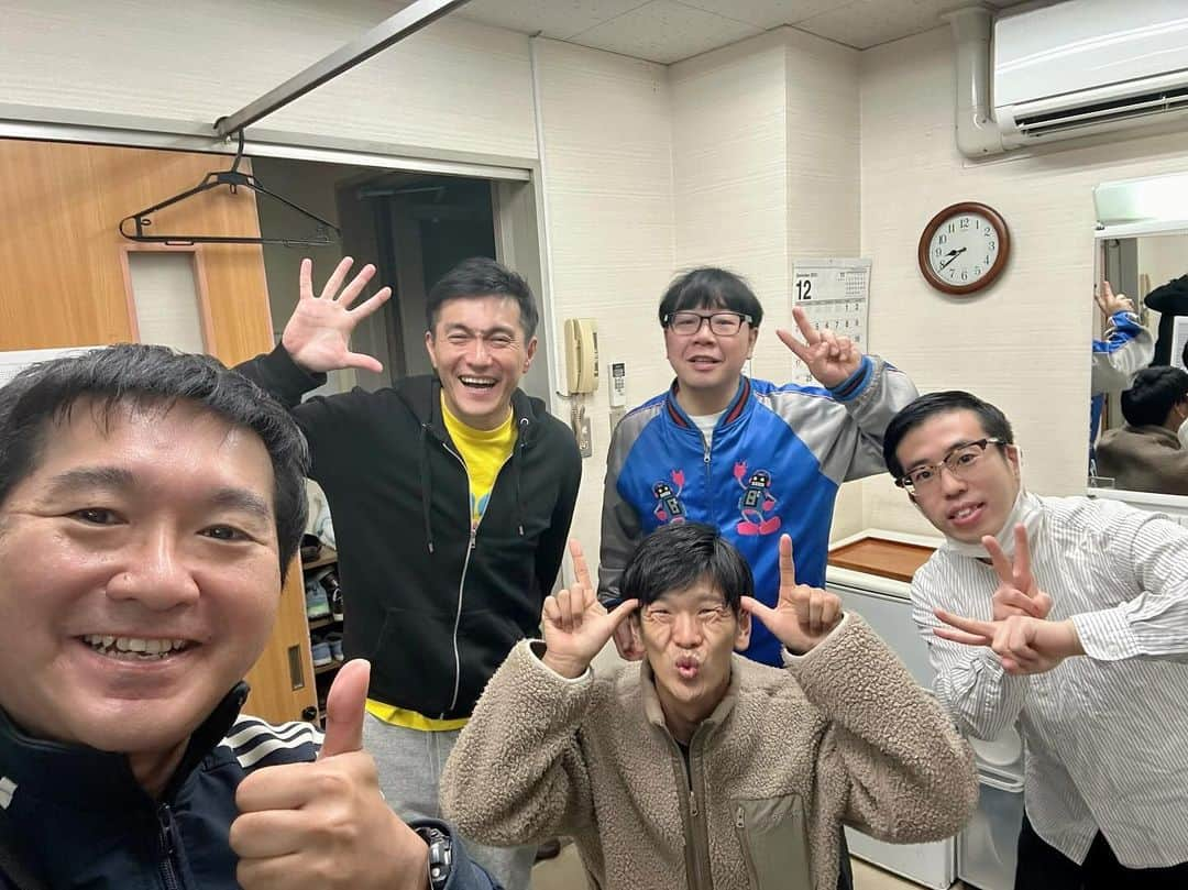 小石田純一さんのインスタグラム写真 - (小石田純一Instagram)「「うわの空LIVE」に出演させていただきました。ありがとうございました！芸人は6組。そのうち3組がニュースタッフプロダクション所属の芸人でした。ブラボー！ 打ち上げは【駒忠】さんで。ボーノ  #うわの空live  #お江戸上野広小路亭  #お笑いライブ #和田輝実 #やったーくん #メカイノウエ さん #ケビン #小石田純一 #お笑い芸人 #ものまね芸人  #ピン芸人 #打ち上げ  #駒忠御徒町店  #居酒屋 #焼き鳥  #日本酒」12月12日 12時30分 - koishida.trendy