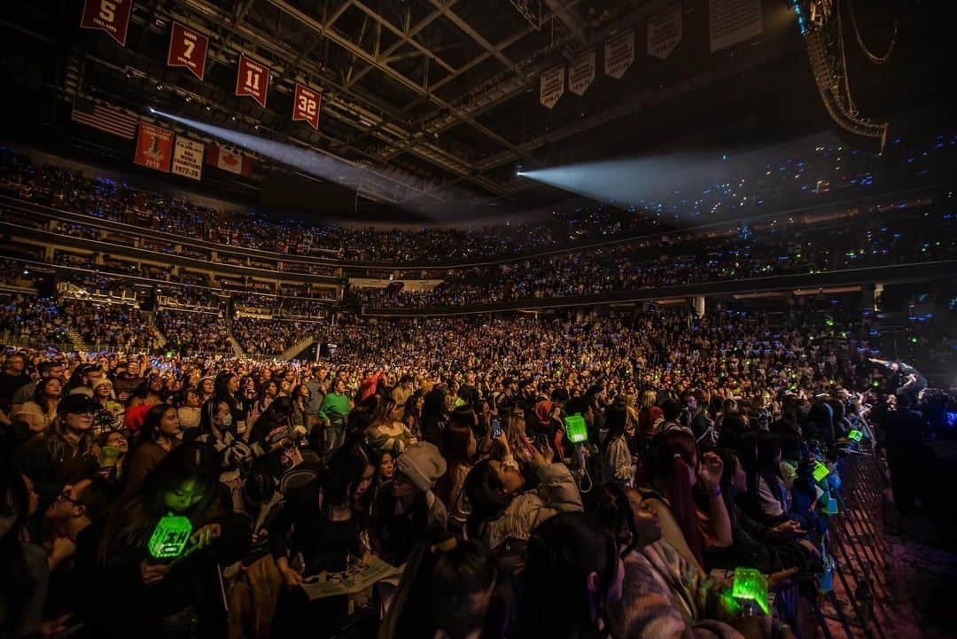 OneRepublicさんのインスタグラム写真 - (OneRepublicInstagram)「DC Tonight.  @iheartjingleball - Another amazing night.」12月12日 12時47分 - onerepublic