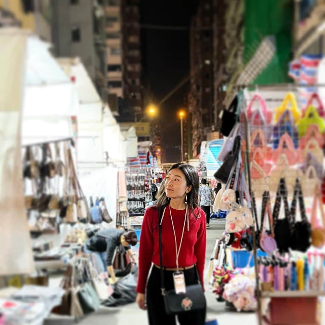 木谷有里のインスタグラム：「📍女人街 香港土産が買える夜市です！  #女人街　#香港　#hongkong」