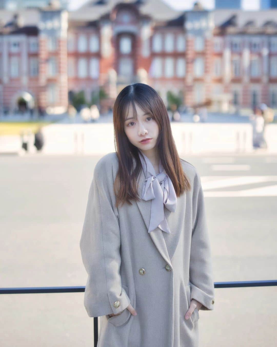 涼風あきさんのインスタグラム写真 - (涼風あきInstagram)「東京駅というだけで 東京、君がいない街の曲をチョイスしてしまうという 　 　 　 　 　 　  　 　 . . #東京 #東京駅 #tokyo #portrait」12月12日 19時39分 - s_aki69_