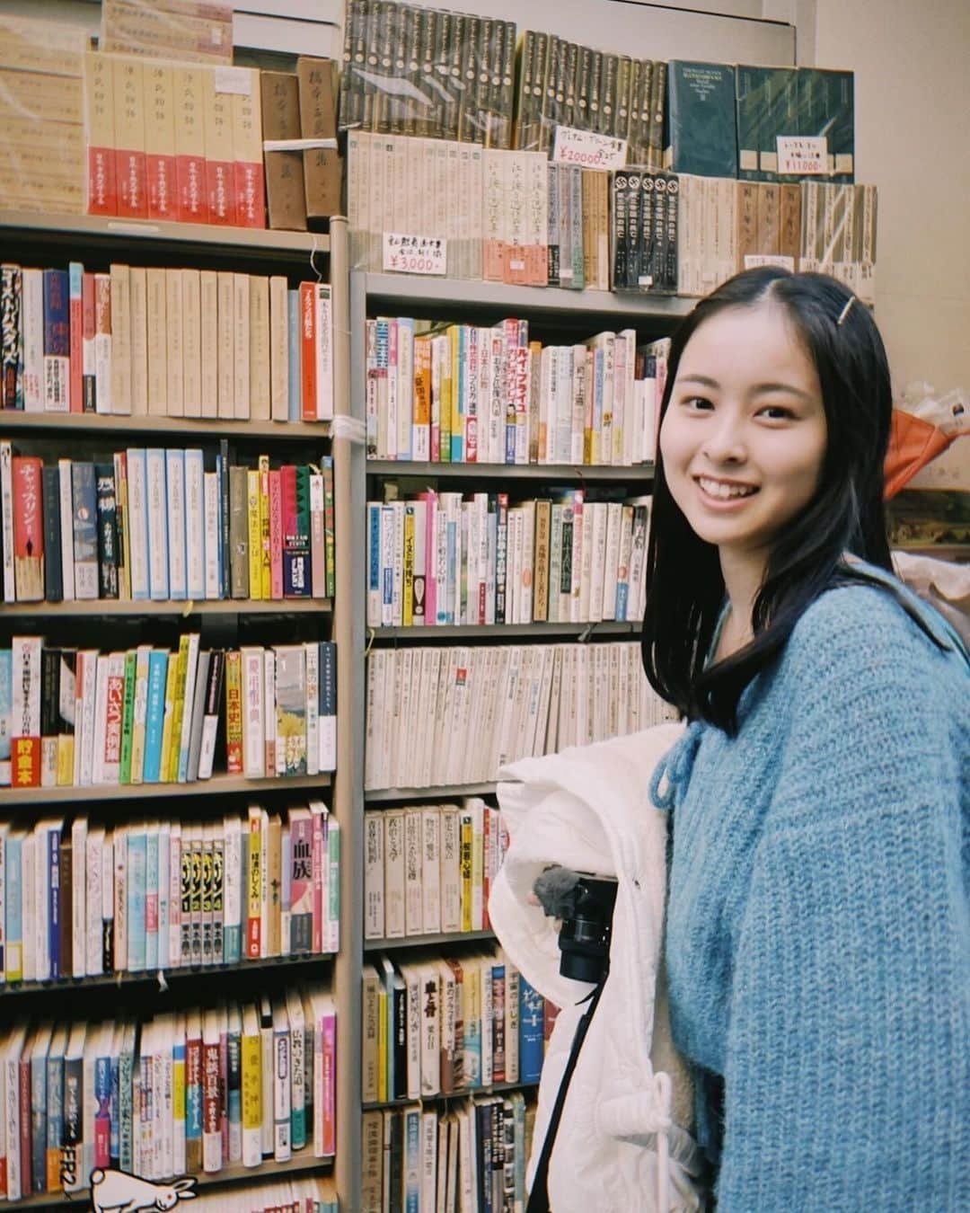 村山千夏さんのインスタグラム写真 - (村山千夏Instagram)「こんばんは。 カメラを片手にスイーツ探しと散策をしました。  Good evening. I took a walk and looked for sweets with my camera in hand.  #jk#ljk#jk3#18歳#18yearsold#05#05line#女子高校生#高校生#高校生女子#下北沢カフェ #下北沢#カフェ巡り #fyp #foryoupage」12月12日 17時29分 - chinatsu___mura