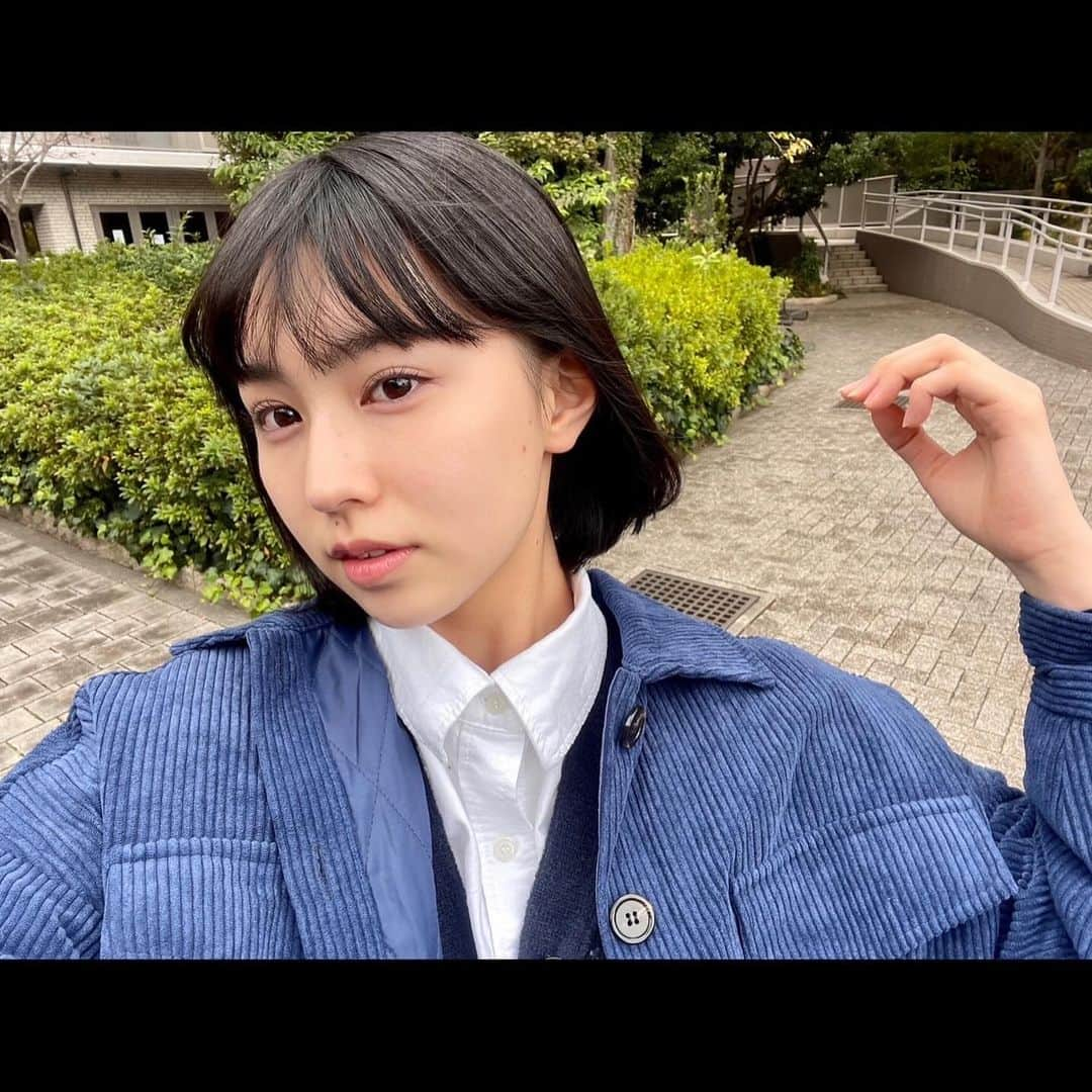 森﨑美月さんのインスタグラム写真 - (森﨑美月Instagram)「seventeen blog✐☡  アップしていただきました！  冬休みの遊び計画についてお話しています❄️ いくつ叶うかな｡｡｡💭  みんなは冬休みなにするの~❔  ⁑ ⁑  #seventeen#STモデル#ブログ #森﨑美月#もん #mizuki#mizukimorisaki #jk#16#07#女子高生 #japan#japanese #パンツコーデ#これからレッスン」12月12日 17時47分 - morisaki_mizuki_