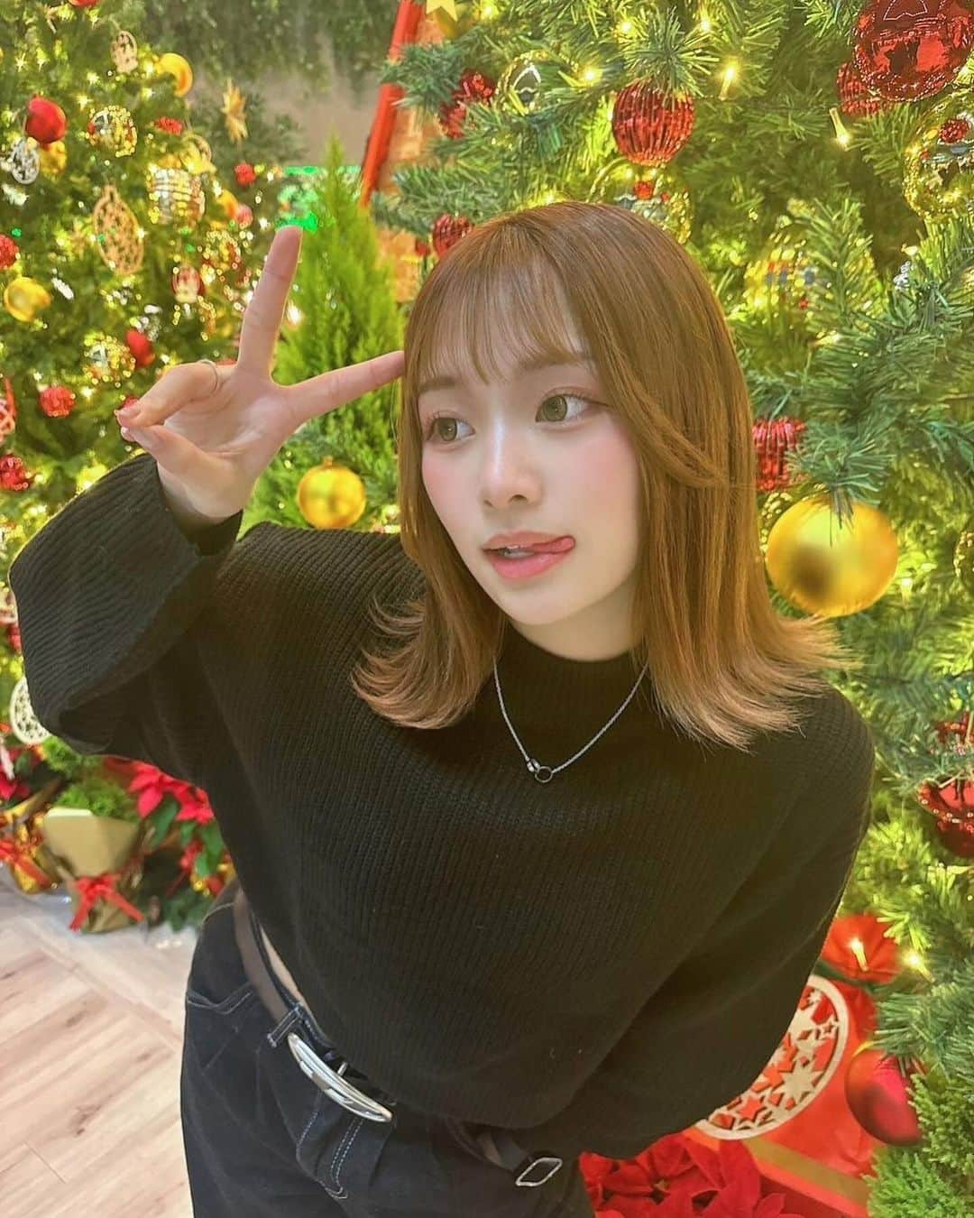 上ノ堀結愛さんのインスタグラム写真 - (上ノ堀結愛Instagram)「みんなクリスマスの予定決まった⁉️」12月12日 19時46分 - yua.0201