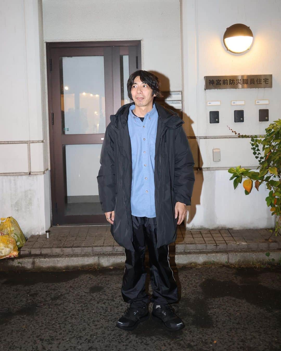 上田歩武のインスタグラム：「ダンロップさんの新しい服で写真撮ってもらいました！ダウンあったか！@dunloprefined_official #dunloprefined  #PR」