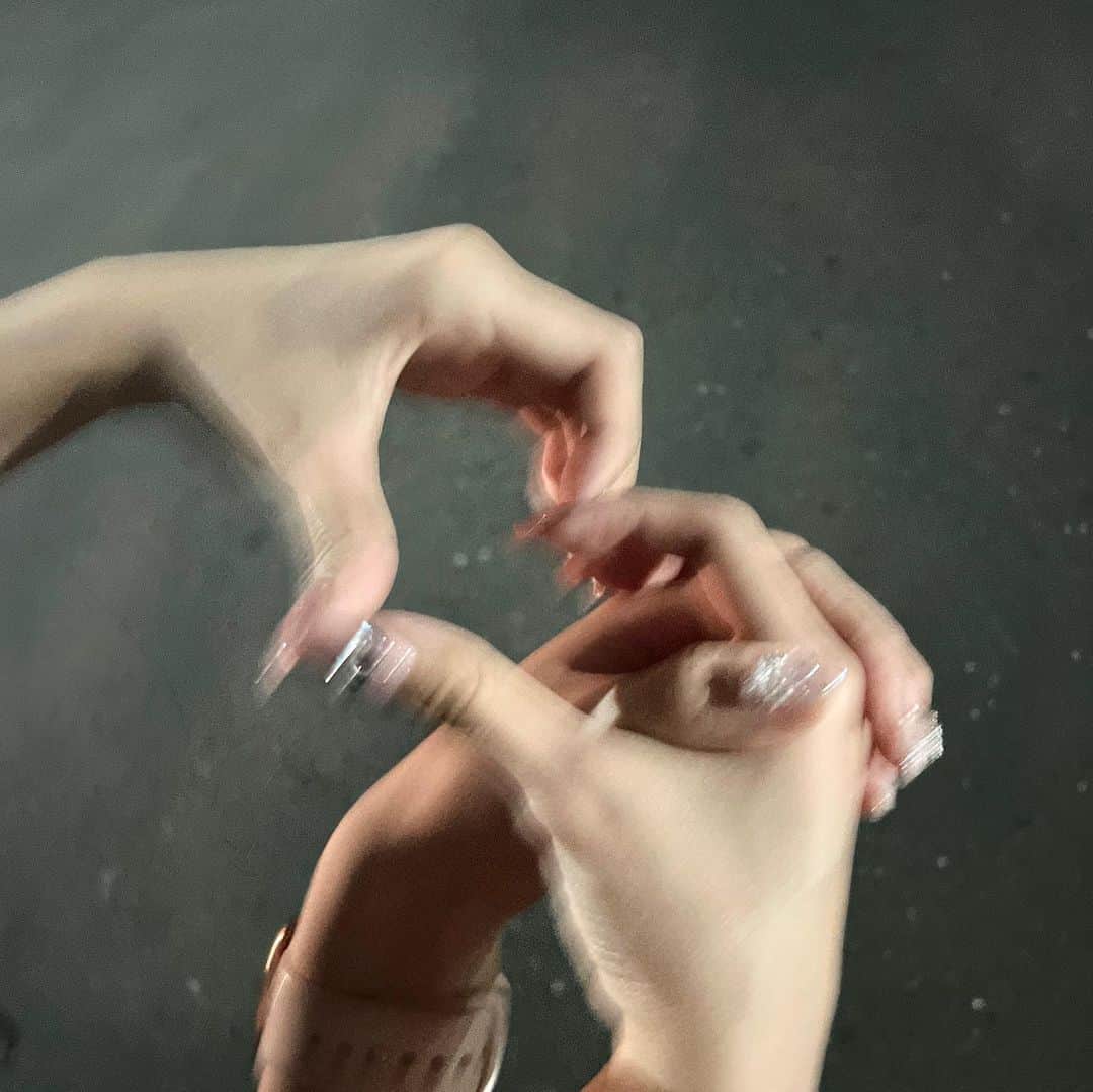 村上和叶のインスタグラム：「🩶」
