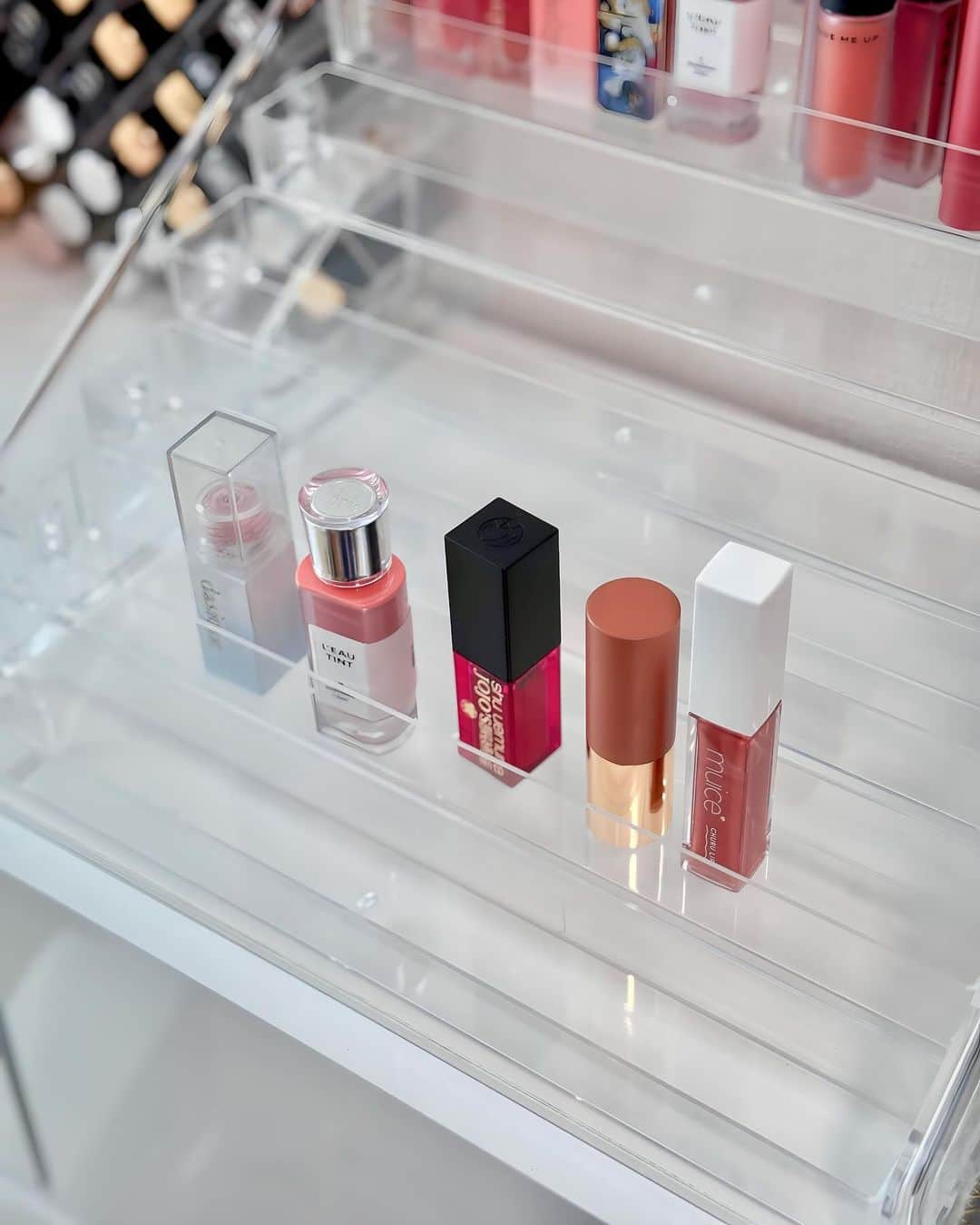 千葉由佳（ちばゆか）のインスタグラム：「. 💄💄💄  今の気分は甘めのピンクからベージュにかけての色♡⃛  @dasique_official @dasique_jp  ジューシーデューイティント 18 シュガーバーム  @bbia.official @bbia.japan  ピアーローティント 01 ガーデニアロー  @shuuemura  ルージュアンリミテッドキヌクリーム ファビュラスファイターベージュ  @rihka_official  リップスティック RLS004 calm  @muice_official  ちゅるリップランパー SP02 ヌーディーローズ」