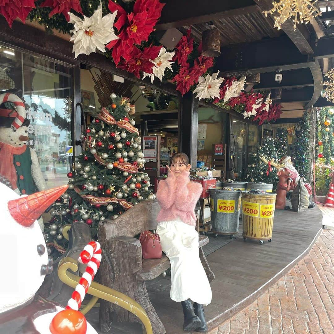 悠花さんのインスタグラム写真 - (悠花Instagram)「初！沖縄！！🌺♡ ・ アメリカンビレッジで どデカいお肉を食べました🤤🍖 ・ 写真ちょこちょこ載せていきますね〜📸☺︎ ・ #沖縄 #はるかコーデ」12月12日 20時48分 - haruka_217_