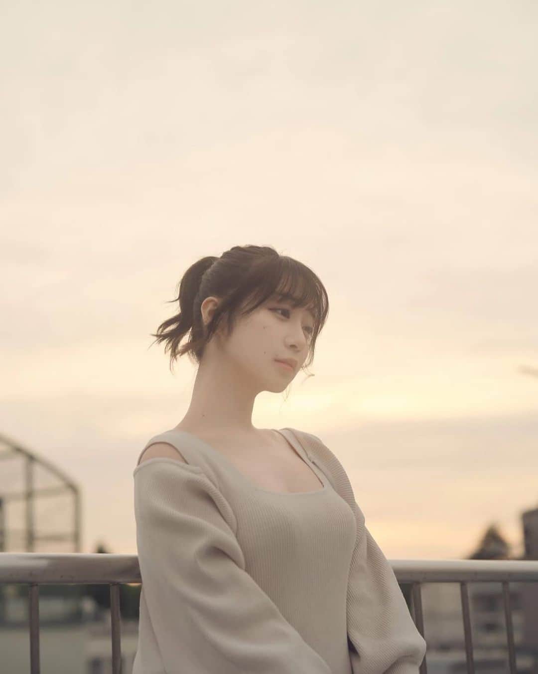 伊織もえのインスタグラム：「冬の空気好き」