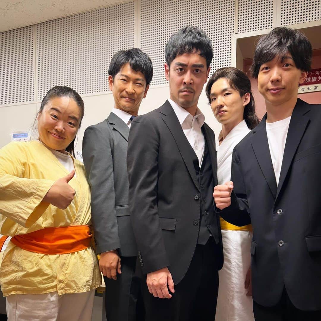 大納言光子さんのインスタグラム写真 - (大納言光子Instagram)「ラパルフェ都留さん率いるVIVANT軍団で出演させて頂きました👍超感謝！超感謝！ 都留さんには下半期はVIVANTものまねでめっちゃお世話になりました🙏  来年はもっとJPさんと同じ番組に出させて頂ける様に頑張る💪  #ものまねグランプリ  #VIVANT #VIVANTものまね #VIVANT軍団 #ドラムものまね #ラパルフェ都留  #JPさん #ものまね」12月12日 21時36分 - dinagonmitsuko