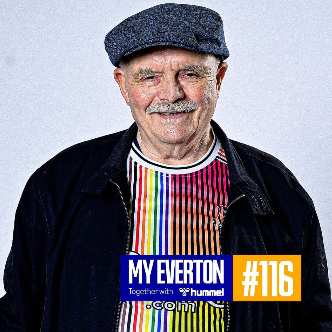 エヴァートンFCさんのインスタグラム写真 - (エヴァートンFCInstagram)「Everton is my life. I've lived Everton my entire life. I still live for them now.  I've been going to Goodison for 71 years. When I first started coming, in those days, my dad and my grandad would go to Everton one week then Liverpool the next. My grandad, who was a Red, brought me here and as soon as he did, that was it for me. I was an Evertonian.  Back when I was in school, during the holidays, I'd go to the old training ground, Bellefield, with my mates and I'd run around West Derby, which is where the players would go running. I would always try to run alongside Davie Hickson. He was my idol, The Cannonball Kid. He'd run through a brick wall for Everton, he was just brilliant.  Then, as I got a bit older and I first started work, we would sneak off and find an alley to play football, and my workmates would call me Dave, after Dave Hickson! Funnily enough, I lost contact with one of the guys - Tony Boyle - and coincidentally came across him at Goodison one day. After 50-odd years, he came up to me and said, 'Alright, Dave?!'... After all that time. This Club gives you connections like nothing else.  I know we're leaving Goodison soon and we've got to - it is the right time, but we won't half miss it. I just hope I'm still around to see the new stadium, as I'm 81 next birthday!  Speaking of birthdays, I was at the People's Place by Goodison a little while ago with one of Everton in the Community's fantastic programmes and there was a special guest... Sean Dyche. There were nine of us there on that particular day and I made sure that I made room for him next to me on the table we were sat on. He came over, sat down and I said, 'Sean, before you start, can I shake your hand and thank you for the best birthday present I've ever had?', which was the 5-1 win at Brighton at the back end of last season. He laughed and he was fantastic to talk to.  His problem was - I was away then and I was asking him about all sorts - the fitness regimes he does, how he wants us to play - it was a grilling! Everyone laughed and he was a great sport about it.  By Peter Smith」12月12日 22時00分 - everton