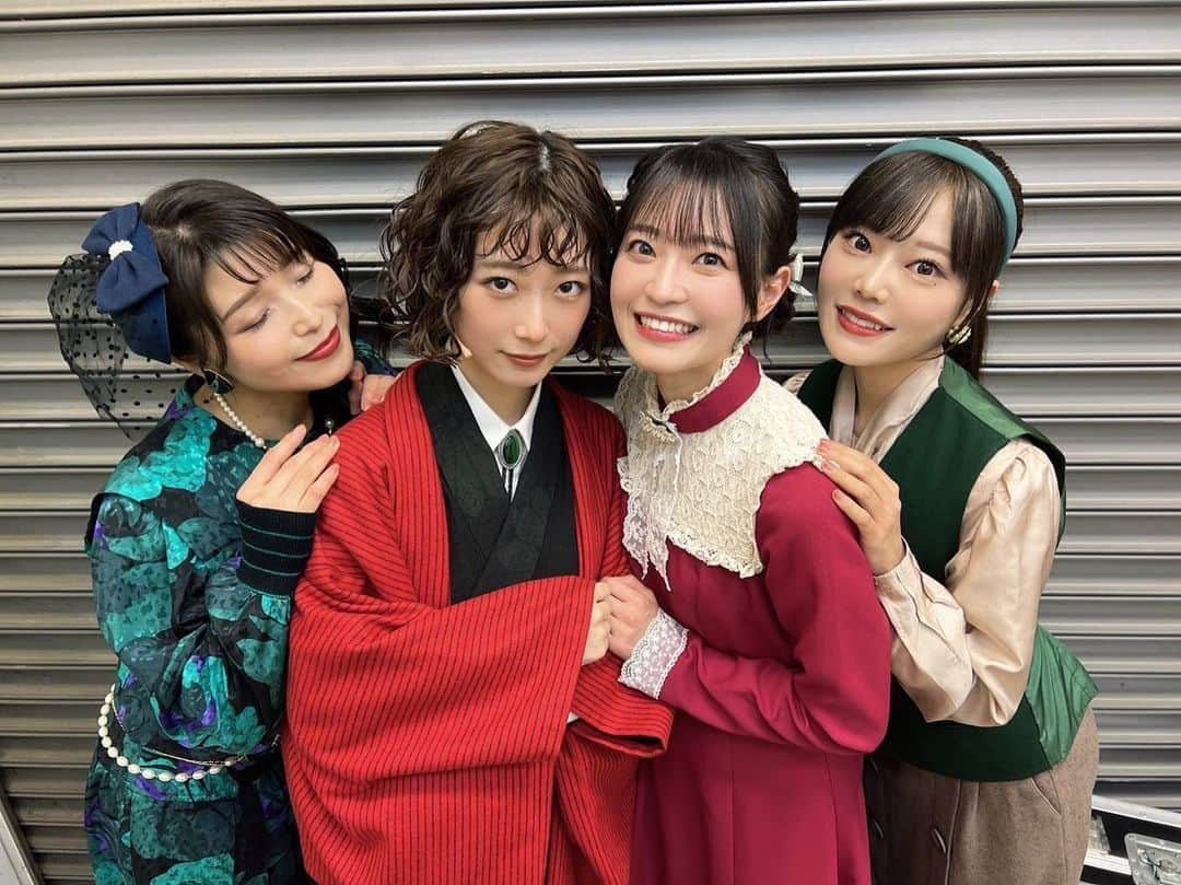 倉知玲鳳さんのインスタグラム写真 - (倉知玲鳳Instagram)「#人間失格・紅 三公演あっという間でしたが、とても濃密で、舞台上ではいい緊張感をもって、 楽屋裏ではわいわいニコニコと、素敵な時間を過ごすことができました☺️  またこのメンバーで、何かやれたらいいのにな〜 と思うくらい、皆さんといる時間が幸せだった✨  お一人お一人と、またご一緒できるように頑張るぞぉー！」12月12日 21時57分 - reo_kurachi_s_official