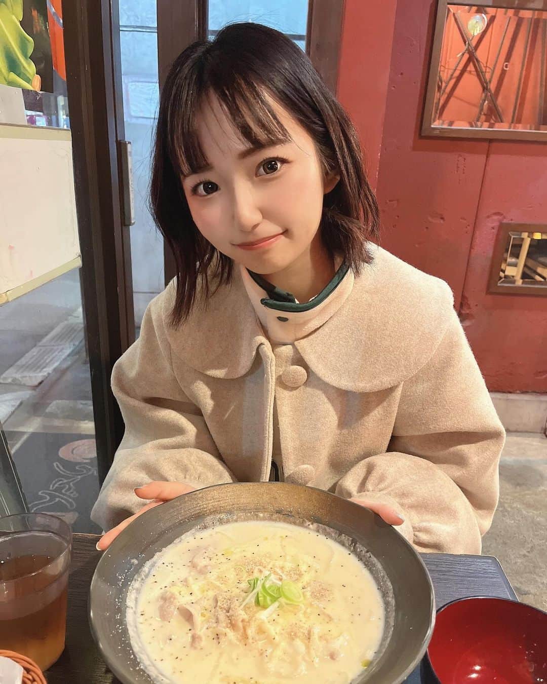 音井結衣さんのインスタグラム写真 - (音井結衣Instagram)「マネージャーさんオススメのうどん屋さんに行ったのだ!美味しかった〜♪やっぱりうどんが大好きです!! ♡o｡+..:*♡o｡+..:*♡o｡+..:*♡o｡+..:*♡o｡+..:* #asobisystem #うどん #うどん屋 #原宿 #グルメ #アイドル  #idol  #アイドル前髪 #うどん伊呂波 #原宿グルメ #ボブ #japanesegirl  #instagood  #likestagram  #uwu  #量産型ヲタク  #ヲタク  #アイドルヲタク #kawaiigirl  #kawaiifashion  #随手拍 #instadaily  #ootd #tiktok #每日穿搭 #tiktokers #tiktokjapan  #jk  #自撮り  #selfie」12月12日 21時59分 - otoi_yui_19