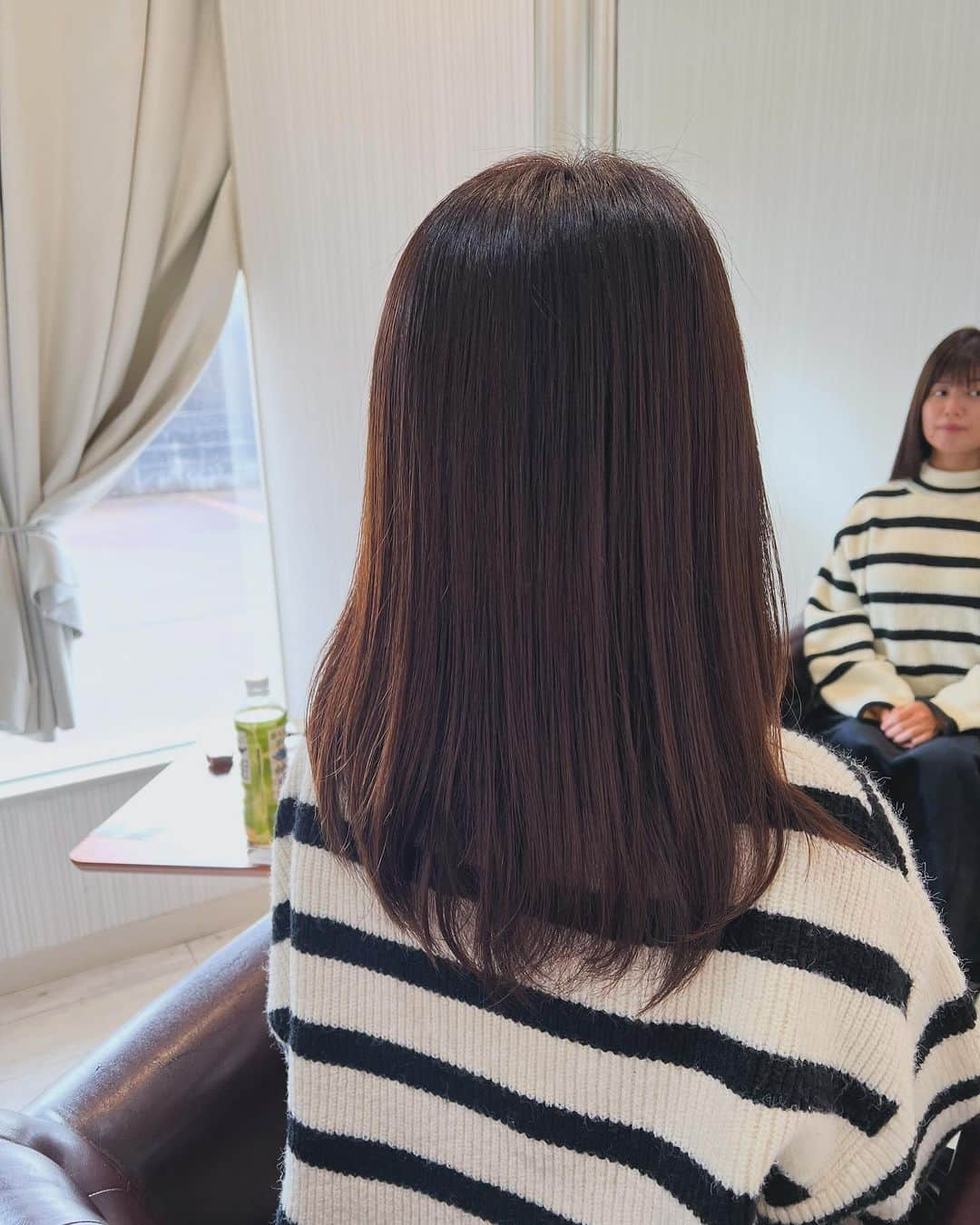 小林礼奈さんのインスタグラム写真 - (小林礼奈Instagram)「CROWN hair loungeさんにて、 ごく一部のお店でしか扱っていない 極上のフローディアグロウトリートメントを試してきたよ💓  東京では時々あるものの、新潟県で扱っているお店はほとんどないという貴重なトリートメントらしい✌️  PR @loungecrownhair #長岡美容院 #長岡美容室 #長岡ヘアサロン #長岡市美容院 #長岡市美容室 #長岡市ヘアサロン #新潟美容院 #新潟トリートメント」12月12日 22時54分 - kobayashi_ayana0218