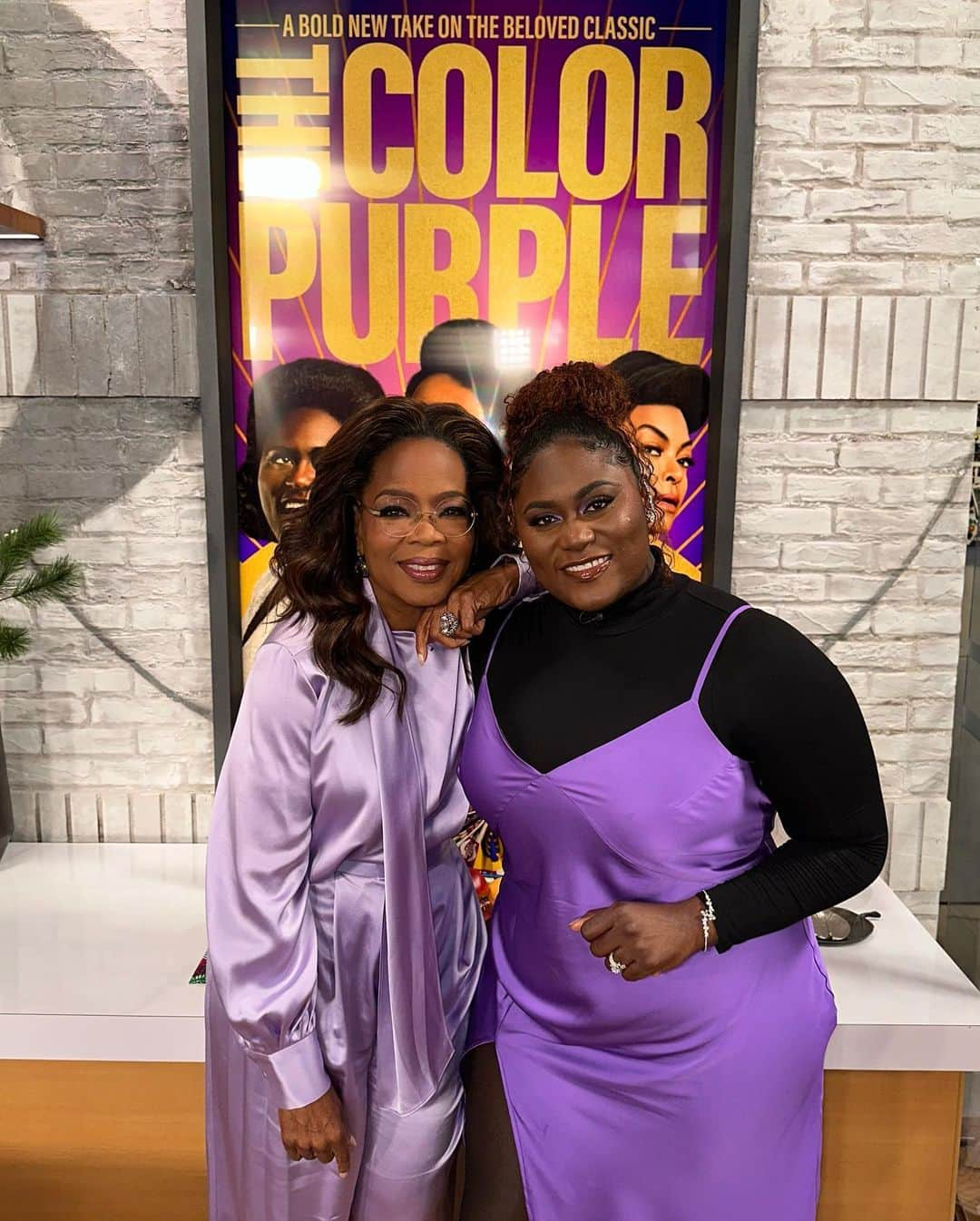 オプラ・ウィンフリーのインスタグラム：「Your Sofias @daniebb3 💜💜💜 Thank you for having us on @cbsmornings to talk all things @thecolorpurple! The movie is in theaters starting December 25.」