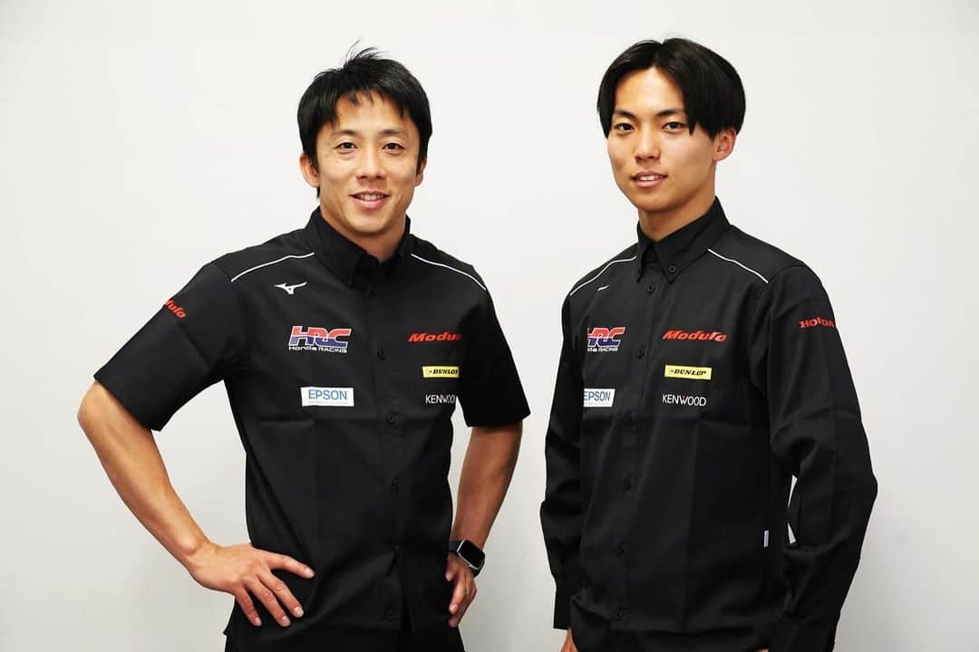 伊沢拓也のインスタグラム：「2024年もModulo Nakajima RacingよりGT500に参戦します。   新たにチームメイトになる大草選手、DUNLOPと力を合わせて戦います！ 大津選手、太田選手のように輝いてくれるでしょう✨  カラーリングもCIVICに合わせてカッコ良さそうなので、お楽しみに✨」