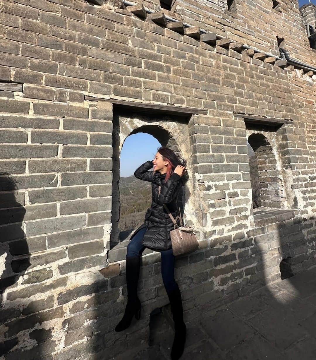 yu-yu.（友癒）さんのインスタグラム写真 - (yu-yu.（友癒）Instagram)「. 🧱😂  #万里の長城 #中国 #北京 #八達嶺長城 #china #badalinggreatwall」12月13日 1時13分 - ____yu_yu____