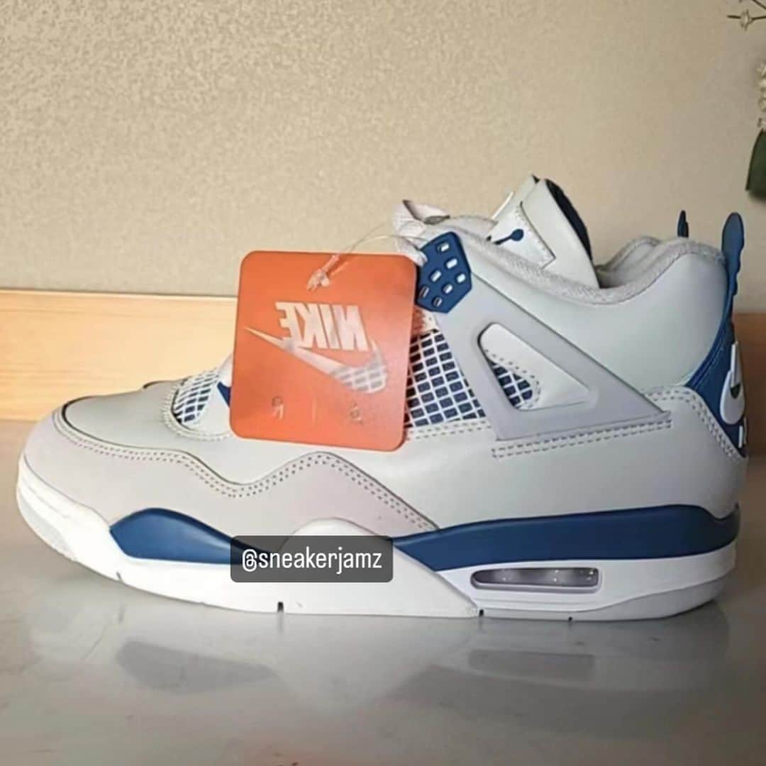 Sneaker Newsさんのインスタグラム写真 - (Sneaker NewsInstagram)「May 2024 can't come sooner...💙⁠ ⁠ ⁠ Visit the LINK IN BIO for more details on the retro.」12月13日 2時04分 - sneakernews