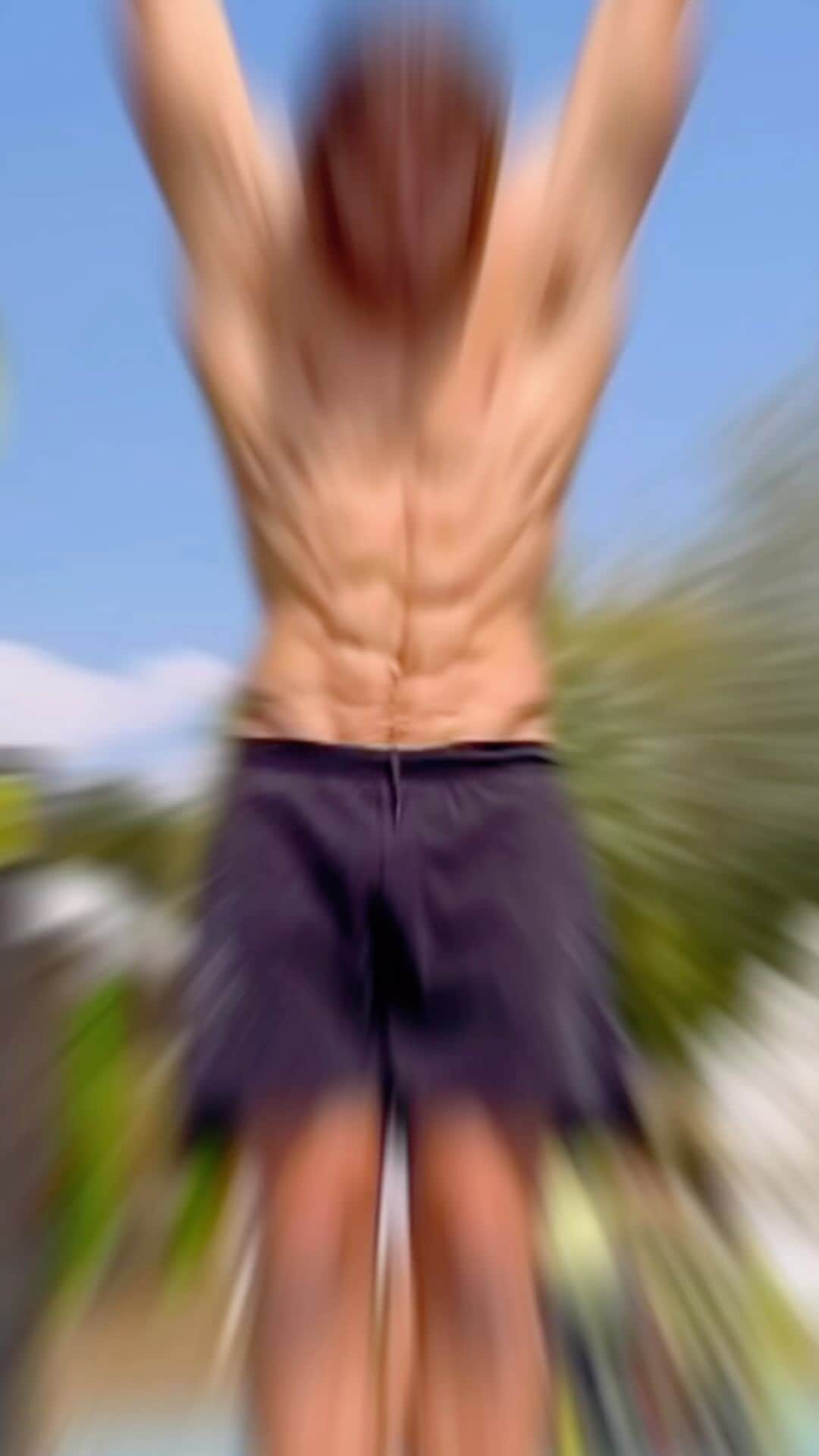 Best Videosのインスタグラム：「Bro Has Super Human Shoulders  (@elastaboy)」