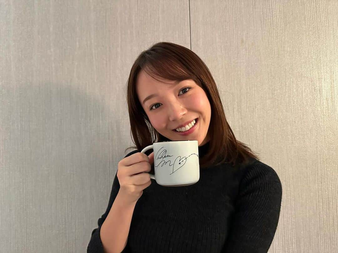 森千晴さんのインスタグラム写真 - (森千晴Instagram)「今年も「サンタフォース🎅」に参加しました！ 小児がんの子どもたちや家族のために寄付する、チャリティーイベントです。  私はマグカップを☕️  1口500円から参加できるものもあります  12月17日までです！ あたたかいご支援をよろしくお願いします！🎄」12月13日 13時28分 - mori.chiharu