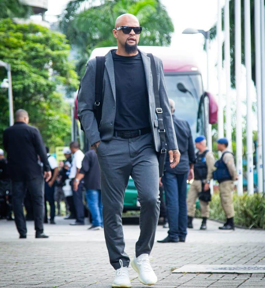 フェリペ・メロのインスタグラム：「I have a dream, God bless!  💚❤️🦁 #fifaclubworldcup  #FLUMINENSE  📸 @marcelogoncalves.photo」