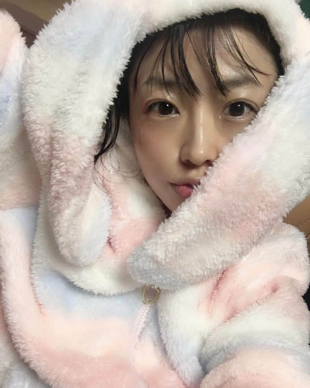 範田紗々のインスタグラム：「冬仕様☺️ 風邪ひかないようにあったかくしてね #いつかの写真」