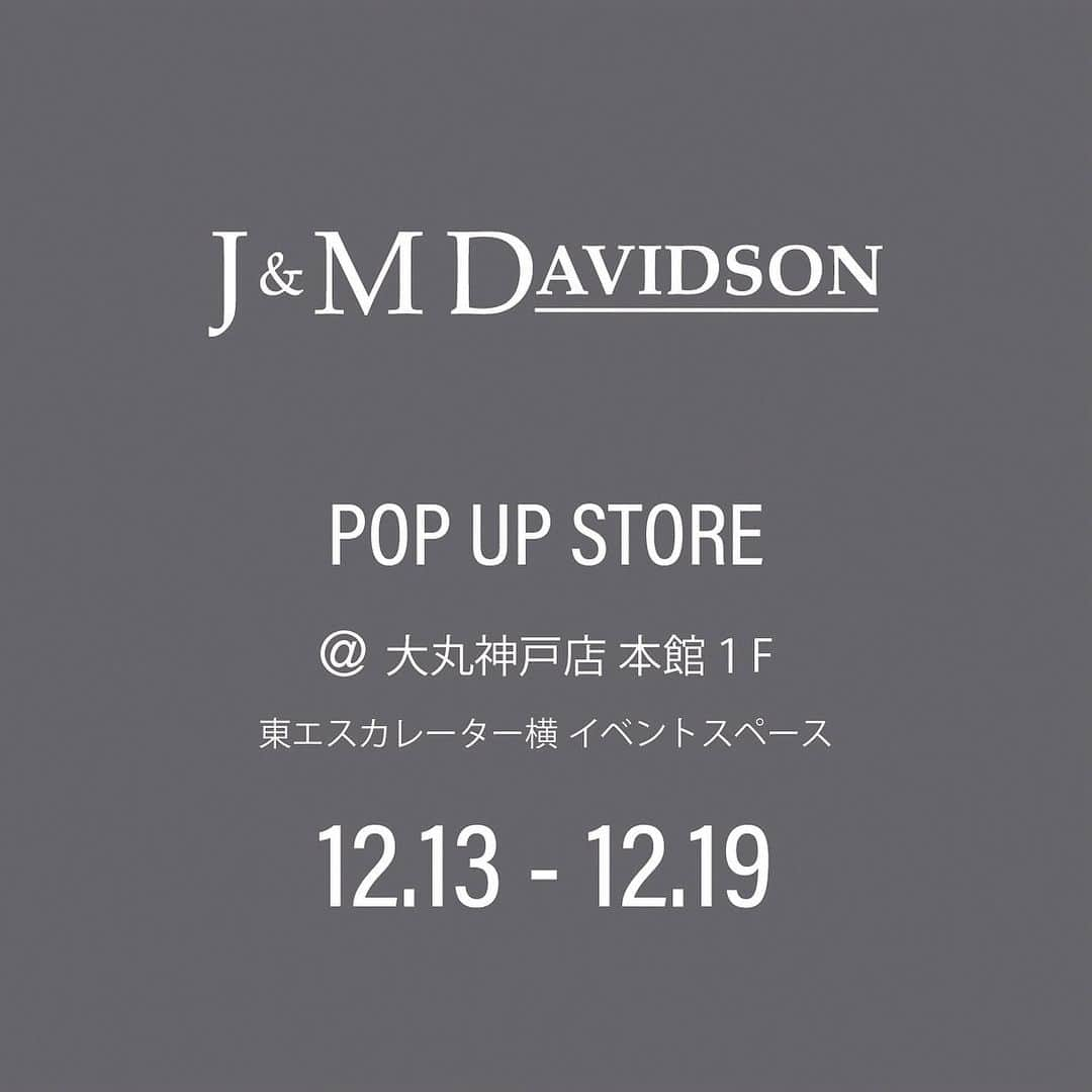 J&M Davidsonのインスタグラム：「大丸神戸店 本館１階東エスカレーター横イベントスペース POP UP STOREオープン   12/13（水）～12/19（火）の期間中、大丸神戸店 本館１階東エスカレーター横イベントスペースにて、J&M デヴィッドソンのPOP UP STOREをオープンします。  こちらのPOP UP STORE では、2023秋冬コレクションに加え、ホリデーギフトにおすすめの新作”Ray Bucket S/レイバケット S”が登場！  また、これからのシーズンに華やぎを添える”FRINGE CARNIVAL/フリンジ カーニバル”や、発売以来人気高まる”QUIVER ZIP/クイバージップ”なども顔を揃え、豊富なラインナップで展開します。  更に、税込110,000円以上お買い上げの方にオリジナルトートバッグをプレゼント。※無くなり次第終了  ぜひ、この機会にご来店ください。 @daimarukobe   #jandmdavidson #ジェイアンドエムデヴィッドソン #大丸神戸店 #神戸」