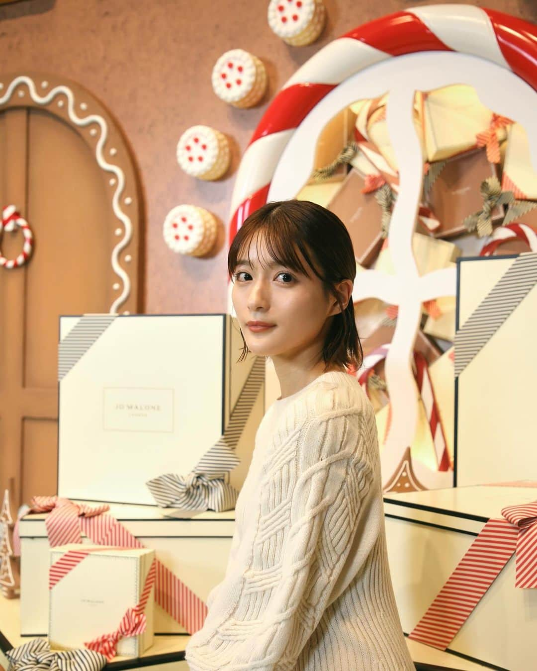 織田奈那さんのインスタグラム写真 - (織田奈那Instagram)「ジョー マローン ロンドン“Gingerbread Land”のイベントに行ってきたよ🌲🍪 世界観が可愛すぎたぁぁぁ 12月14日(木)から12月25日(月)の期間に表参道ヒルズ B3Fスペース オーでやってるよ🍭 ポップアップイベントは公式LINEアカウントから事前予約してね🏃‍♂️  @jomalonelondon   #PR #JustBecause #JoMaloneLondon #SeasonOfScent」12月13日 10時09分 - odanana924