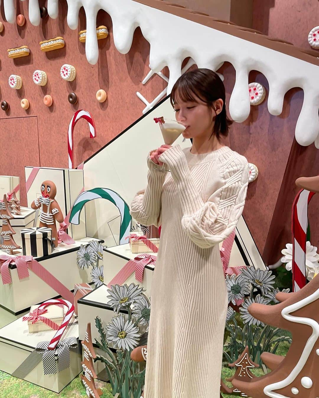 織田奈那さんのインスタグラム写真 - (織田奈那Instagram)「ジョー マローン ロンドン“Gingerbread Land”のイベントに行ってきたよ🌲🍪 世界観が可愛すぎたぁぁぁ 12月14日(木)から12月25日(月)の期間に表参道ヒルズ B3Fスペース オーでやってるよ🍭 ポップアップイベントは公式LINEアカウントから事前予約してね🏃‍♂️  @jomalonelondon   #PR #JustBecause #JoMaloneLondon #SeasonOfScent」12月13日 10時09分 - odanana924