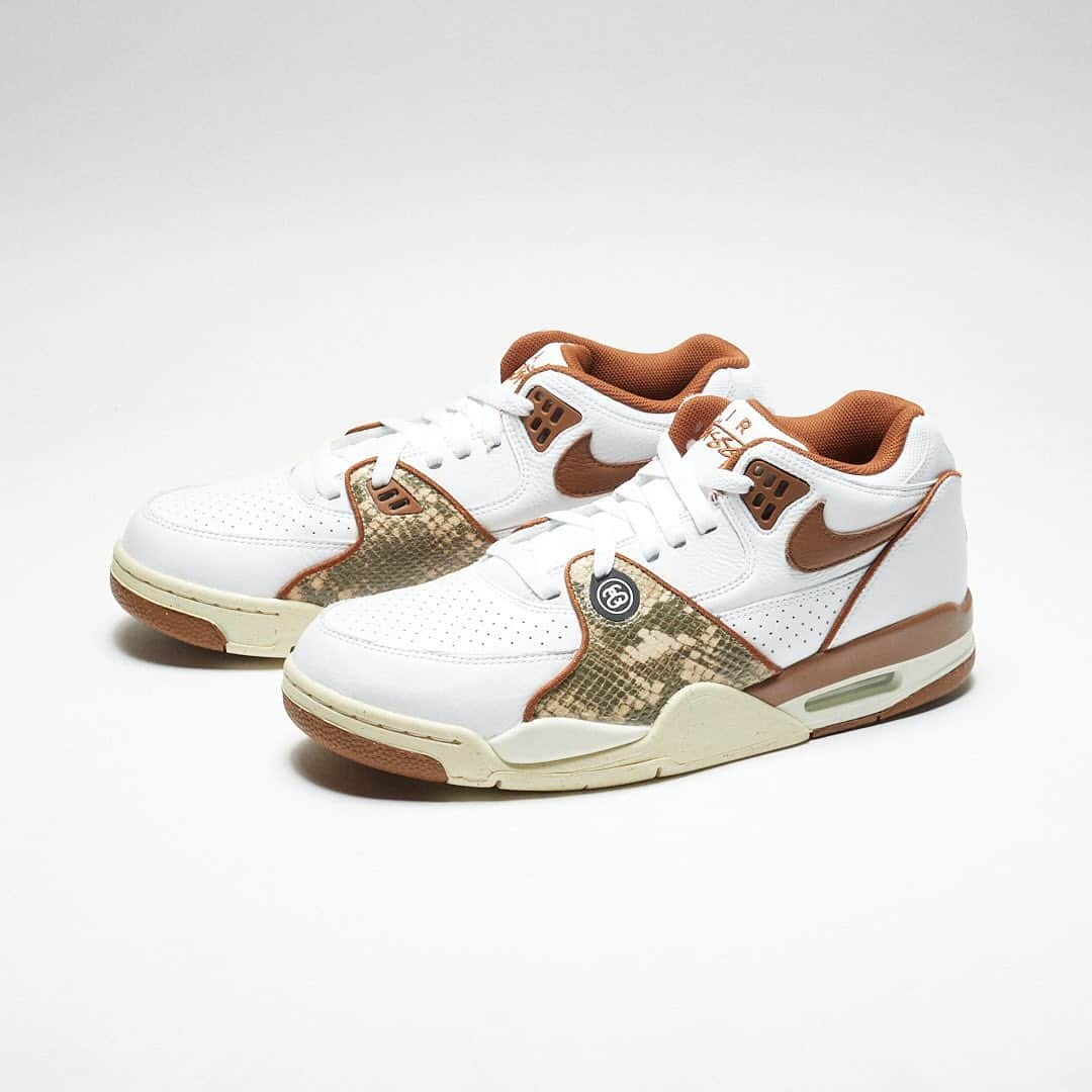 UNDFTDのインスタグラム：「Stüssy x Nike Air Flight ‘89 Low ‘Pecan’ // Available Wednesday, 12/13 at 11am at all UNDEFEATED Chapter Stores and 7am PST at Undefeated.com  @nike @stussy」