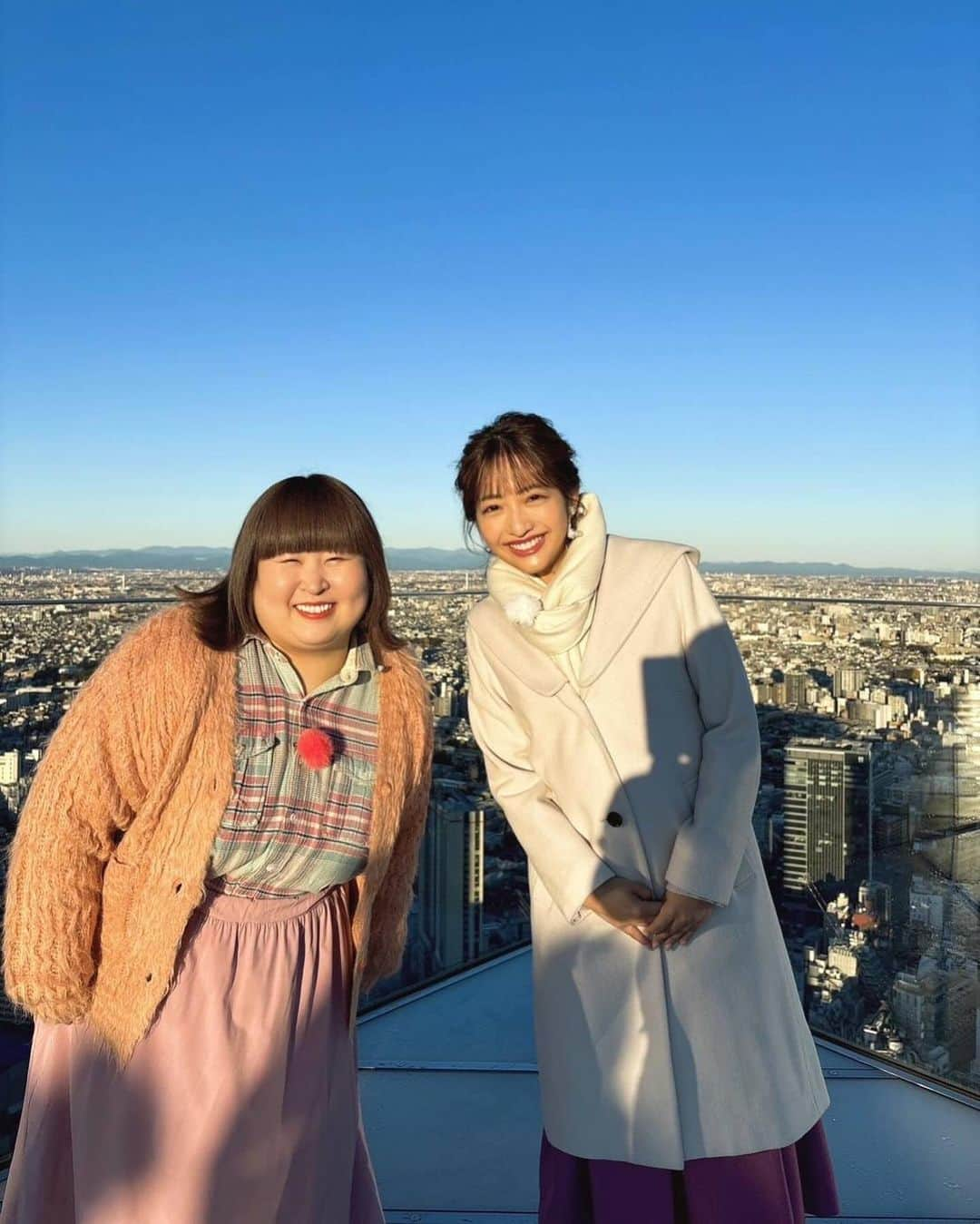 藤本万梨乃さんのインスタグラム写真 - (藤本万梨乃Instagram)「* ありがとうございました✨ 景色もスイーツもかなでさんも最高でした！朝から元気をたくさんもらいました💓  29回にわたった「FNSご当地うま撮グランプリ」、今回の東京編でラストでした！ これまでご協力くださったお店の皆さん、系列局の皆さん、ご当地タレントの皆さん、そして見てくださったみなさん、ありがとうございました☺️ 少しですが私も関わることができて楽しかったです！  来週からのうま撮もよろしくお願いします💪  #めざましテレビ  #fnsご当地うま撮グランプリ」12月13日 11時40分 - marino.fujimoto1030