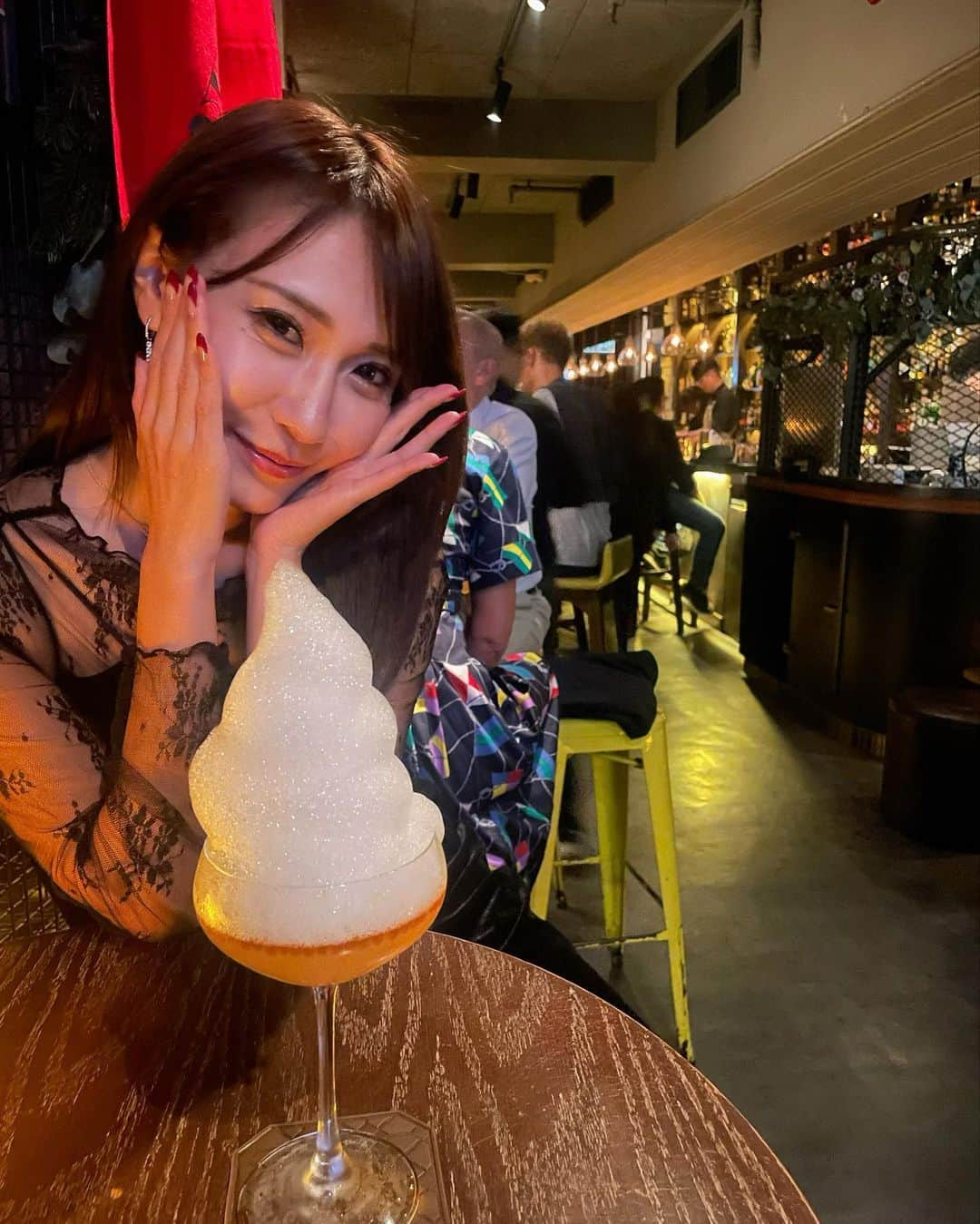 明璃奈のインスタグラム：「早速Bar巡り🍸」