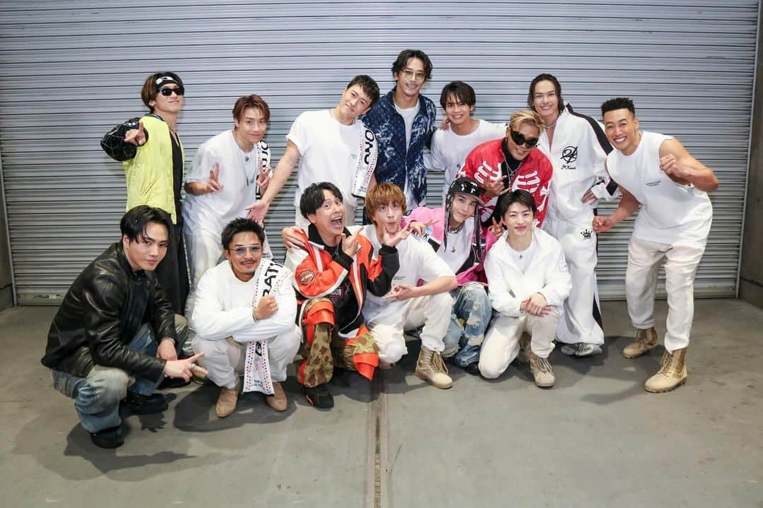 山下健二郎のインスタグラム：「GENERATIONS10周年おめでとう🎉 最高のライブでした！👍✨ ありがとう！！」