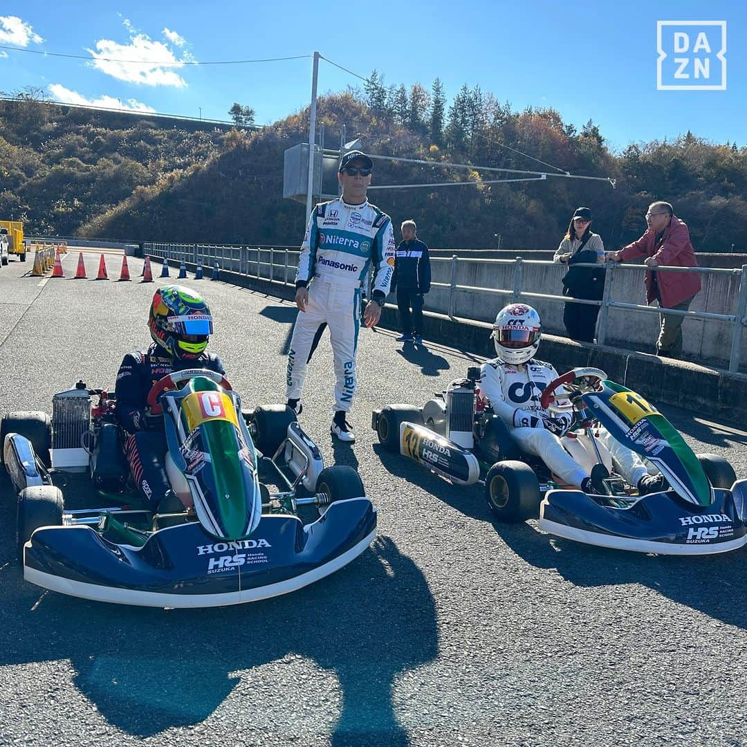 DAZN JAPANさんのインスタグラム写真 - (DAZN JAPANInstagram)「. ／ 🏁#WednesdayF1Time #40 今季最終回 #DAZN で配信中⚡ ＼  ✅フェルスタッペンやペレス、リカルドが登場😎 松下選手が直撃インタビュー🎥  ✅#角田裕毅 独占取材🎤  ✅F1クイズ＆今季名場面🏎️  出演👥 中野信治 @shinjinakano 松下信治 @nobu_mat13 笹原右京 @ukyo_sasahara サッシャ @sascha348」12月13日 22時00分 - dazn_jpn