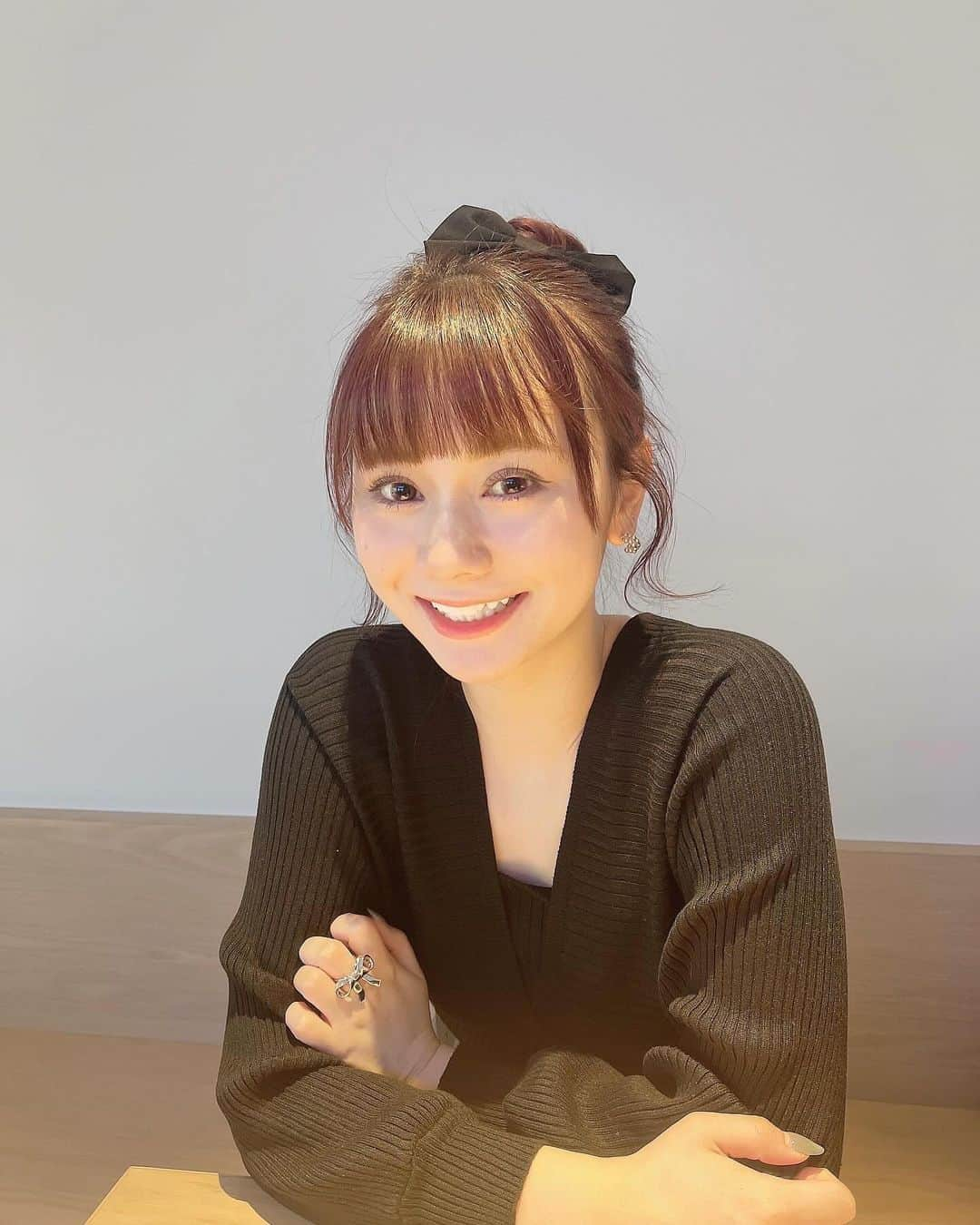 松本慈子のインスタグラム：「* お姉ちゃんと梅田で会って、カフェ行って、お仕事へ向かう…大阪にいたら当たり前に出来たかもしれへんけど 新鮮で楽しかったな〜🥰❤️」