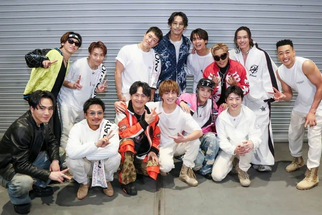 小林直己さんのインスタグラム写真 - (小林直己Instagram)「おじゃまさせていただきました🤝✨ #GENERATIONS #三代目JSOULBROTHERS #THANKYOU #FUKUOKA」12月13日 23時14分 - naokikobayashi_works