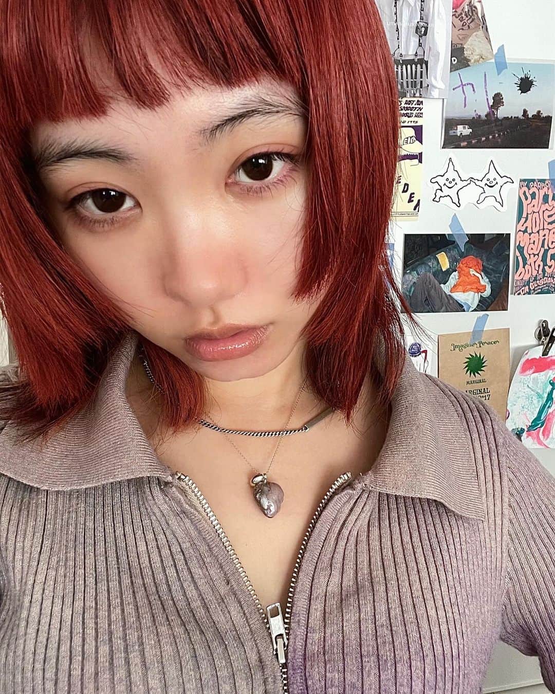 加藤優希のインスタグラム：「. . pink beigeとsilverのnecklace🧊🫠 . ころころっと🫶🏻 . #Humeur #y_ootd .」