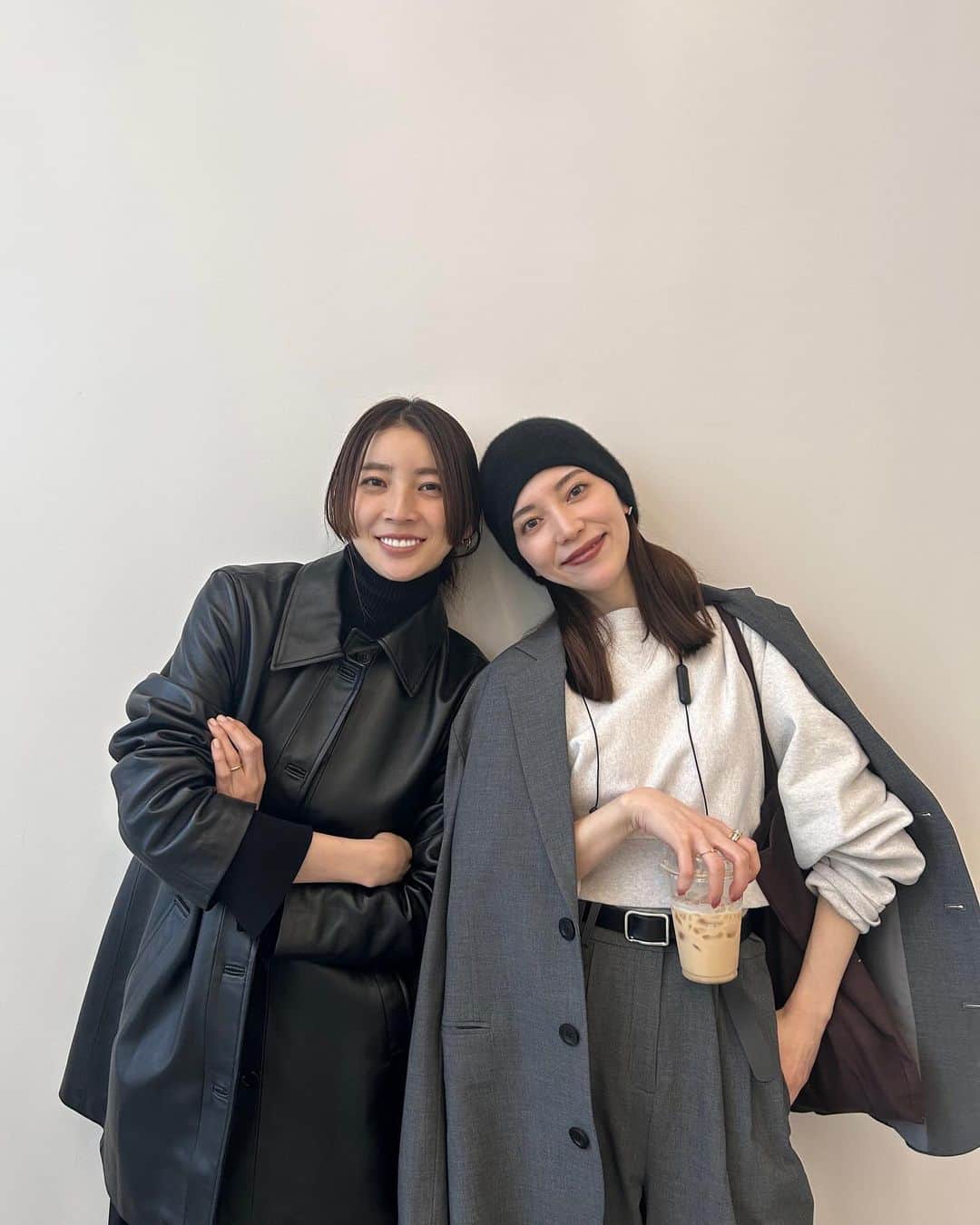 佐藤優里亜のインスタグラム：「コンサバっぽさも好きだけど たまにハンサムなスタイリングもしたい...🤍  でもなんだかしっくりこない！🥹  この悩みをTODAYFUL ディレクター @todayful_  吉田怜香ちゃん @reikayoshida_  に解決してもらいました🫶🏻  カリスマの頭の中、細かいところまで聞き出してます。 引き算、わかっていたようでわかってなかった😀 なーるーほーどー！がありすぎたコラボ動画是非観てね🤍  ブランド10周年おめでとう〜！！！  #todayfl」