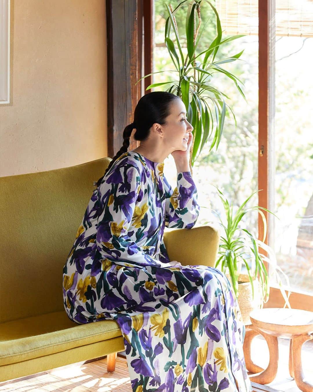 桐島かれんのインスタグラム：「2024 Pre Spring Collection by @houseoflotus_official   #PR」