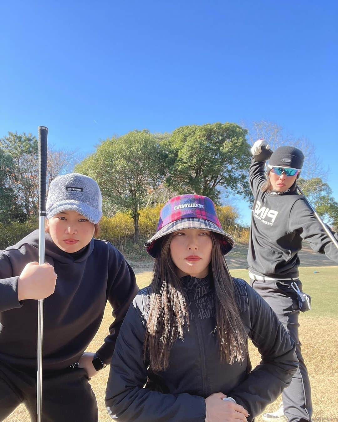 山田恵里さんのインスタグラム写真 - (山田恵里Instagram)「⛳️第3回ゴルフ研修会⛳️ 今日も今日とて最高のゴルフが出来ました☺️🫰 少しづつ成長してるかなー🙃  @hase.5  @m28t_1110 ありがとねー☺️  今後も定期開催希望🙌  #HG霞 #卵 #さよならひでき #ハイスピードノンストップグリーン #労りゴルフ #68番ヨッシー #キャンディおじさま」12月13日 15時51分 - eriyamada19