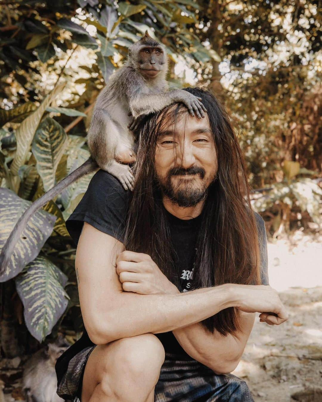 スティーヴ・アオキさんのインスタグラム写真 - (スティーヴ・アオキInstagram)「Monkeying around in Bali 🙈」12月13日 15時56分 - steveaoki