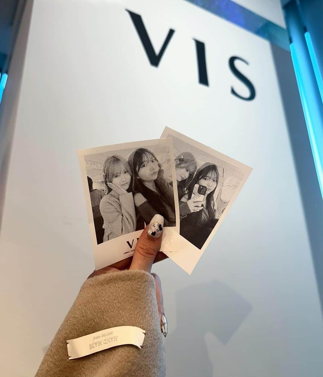 東原優希のインスタグラム：「︎︎︎︎︎☺︎ かこちゃんとVISの展示会いってきた~💖 バックかわいすぎてGETしちゃた🫶🏻 初めて会った時からかこちゃんとは気が合いすぎてびびる らぶだな~もう会いたいな~ ⁡ #VIS #vis_jp #ビス」