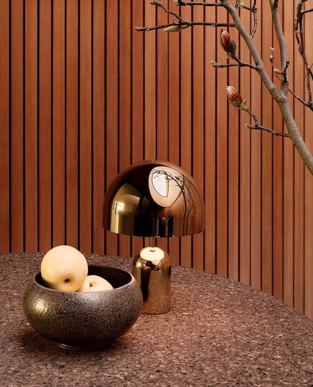 トム ディクソンのインスタグラム：「Set the mood for any occasion with our BELL Portable in Gold.⁠ ⁠ These sculptural illuminations have the power to instantaneously transform any room, casting shadows and weaving mesmerizing effects.」