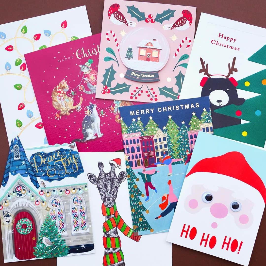 伊東屋さんのインスタグラム写真 - (伊東屋Instagram)「クリスマスまであと少し！   今年も伊東屋では、海外から直接買い付けた バラエティ豊かなクリスマスカードを数多くご用意しています。  贈る人も贈られる人も心が弾むような、 ホリデーシーズンを彩るカード達。  大切なあの人に、もしくは自分用にも？  お気に入りを見つけてクリスマスをもっと楽しみましょう🎄  ※取り扱いアイテムは店舗によって異なります。また、商品は売り切れの可能性がありますこと、予めご了承ください。  ※在庫状況はこちらでは確認いたしかねますため、各店舗へのお問合せをお願いいたします。   #christmas#クリスマス#カード#グリーティングカード#クリスマスカード#christmascard#Christmascards#christmascards2023 #greetingscard#ミニカード#輸入カード#インポートカード#お手紙#手紙#レター#cards#greetingcards#carddesign#stationery#銀座伊東屋#伊東屋#ginzaitoya#itoya#文房具#文具#文房具好き#文具好き#文具沼#文房具#stationery#stationeryaddict#stationerylove」12月13日 18時00分 - itoya_official